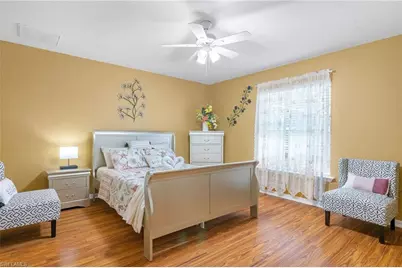 1001 NE 6th Ave, Cape Coral, FL 33909 - Photo 7
