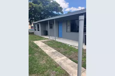 2009 Maravilla Cir, Fort Myers, FL 33901 - Photo 1