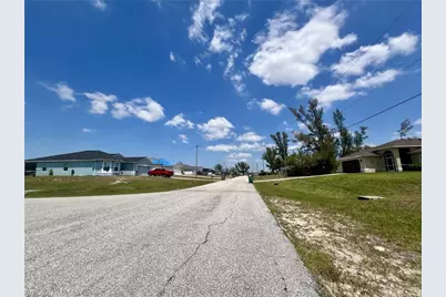 1031 NW 20th Pl, Cape Coral, FL 33993 - Photo 3