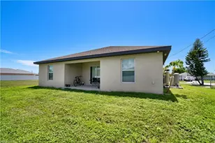 2119 NE 6th Pl, Cape Coral, FL 33909 - Photo 7