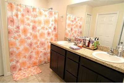 2119 NE 6th Pl, Cape Coral, FL 33909 - Photo 5