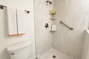 1087 Forest Lakes Dr, Naples, FL 34105 - Photo 15