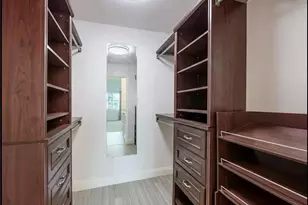 1087 Forest Lakes Dr, Naples, FL 34105 - Photo 9