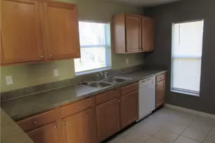 922 Eisenhower Blvd, Lehigh Acres, FL 33974 - Photo 13