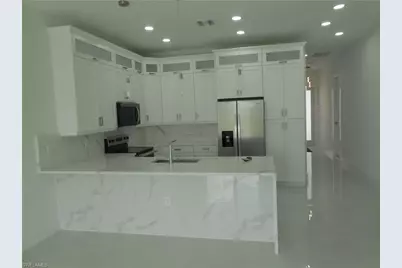 320 Poplar St, Lehigh Acres, FL 33974 - Photo 9