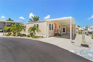 3121 Binnacle Ln, Saint James City, FL 33956 - Photo 3