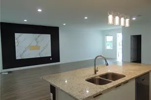 9020 E Castle Cir, Labelle, FL 33935 - Photo 7