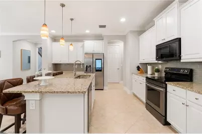 3861 King Williams St, Fort Myers, FL 33916 - Photo 13