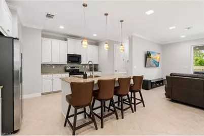 3861 King Williams St, Fort Myers, FL 33916 - Photo 11