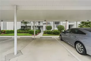 10480 Washingtonia Palm Way, Fort Myers, FL 33966 - Photo 3