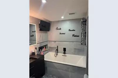 122 E North Shore Ave, North Fort Myers, FL 33917 - Photo 19