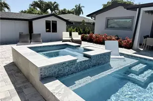 122 E North Shore Ave, North Fort Myers, FL 33917 - Photo 9