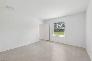 235 Lakeside Breeze Wy, Lehigh Acres, FL 33936 - Photo 5