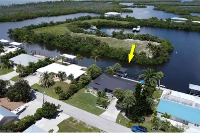 16340 Buccaneer St, Bokeelia, FL 33922 - Photo 25