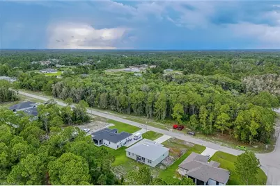 670 Nimitz Blvd, Lehigh Acres, FL 33974 - Photo 31