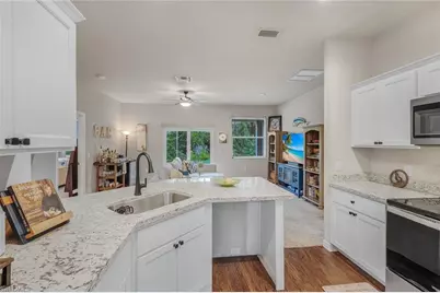670 Nimitz Blvd, Lehigh Acres, FL 33974 - Photo 15