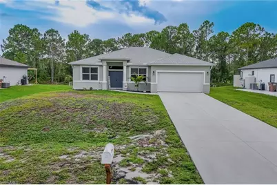 670 Nimitz Blvd, Lehigh Acres, FL 33974 - Photo 1