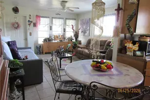 1114-1116 NE 8th St, Cape Coral, FL 33909 - Photo 9