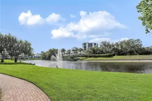 340 Horse Creek Dr, Naples, FL 34110 - Photo 23