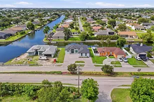1232 Hancock Bridge Pkwy, Cape Coral, FL 33990 - Photo 3