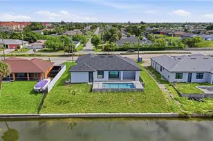 1232 Hancock Bridge Pkwy, Cape Coral, FL 33990 - Photo 43