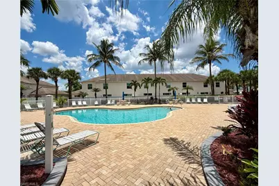 3618 Pine Oak Cir #105, Fort Myers, FL 33916 - Photo 3