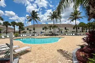 3618 Pine Oak Cir, Fort Myers, FL 33916 - Photo 3