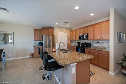 3217 Birch Tree Ln, Alva, FL 33920 - Photo 9
