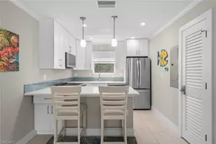 2840 W Gulf Dr, Sanibel, FL 33957 - Photo 17