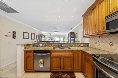 7008 Foxfire Dr, Fort Myers, FL 33919 - Photo 7