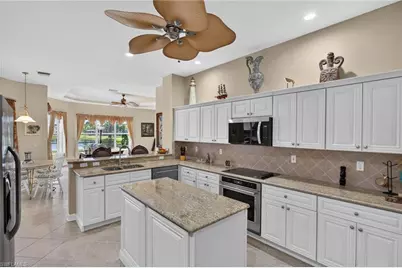 11021 Sea Tropic Ln, Fort Myers, FL 33908 - Photo 7