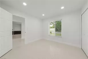 1040 Edgemere Dr, Fort Myers, FL 33919 - Photo 31