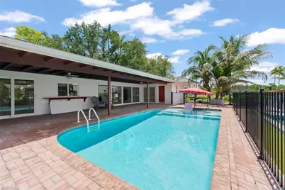 1040 Edgemere Dr, Fort Myers, FL 33919 - Photo 41