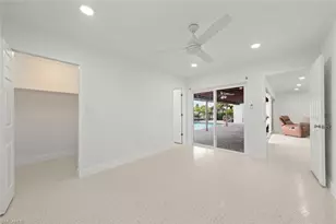 1040 Edgemere Dr, Fort Myers, FL 33919 - Photo 29