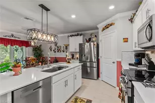 25266 Estrada Cir, Punta Gorda, FL 33955 - Photo 11