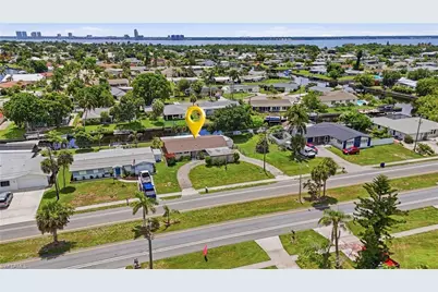 4430 Orange Grove Blvd, North Fort Myers, FL 33903 - Photo 5
