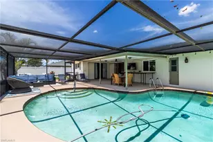542 SE 33rd Terrace, Cape Coral, FL 33904 - Photo 5