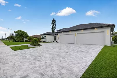 2201 Beach Pkwy W, Cape Coral, FL 33914 - Photo 7