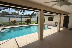3923 SE 10th Pl, Cape Coral, FL 33904 - Photo 3