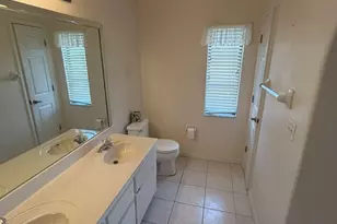 3923 SE 10th Pl, Cape Coral, FL 33904 - Photo 9
