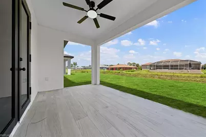 2129/2131 Fairway Dr, Lehigh Acres, FL 33973 - Photo 43