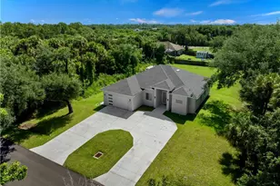 520 Cortez Ave, Lehigh Acres, FL 33972 - Photo 25