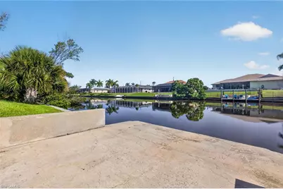 131 SW 35th Ter, Cape Coral, FL 33914 - Photo 31
