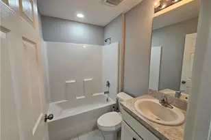 2523 NE 6th Pl, Cape Coral, FL 33909 - Photo 19