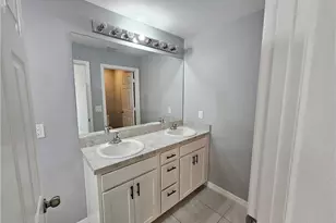 2523 NE 6th Pl, Cape Coral, FL 33909 - Photo 13
