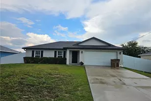2523 NE 6th Pl, Cape Coral, FL 33909 - Photo 1