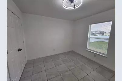 2523 NE 6th Pl, Cape Coral, FL 33909 - Photo 17