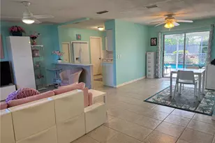 1027 SE 17th Ave, Cape Coral, FL 33990 - Photo 11