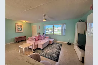 1027 SE 17th Ave, Cape Coral, FL 33990 - Photo 7