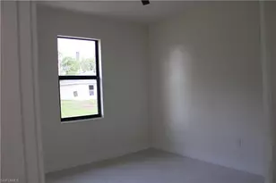 458 Windsor Ave S, Lehigh Acres, FL 33974 - Photo 19
